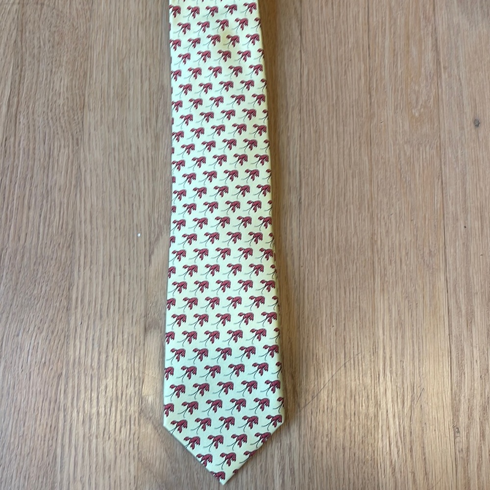 Alynn “that fish cray” lobster print silk tie